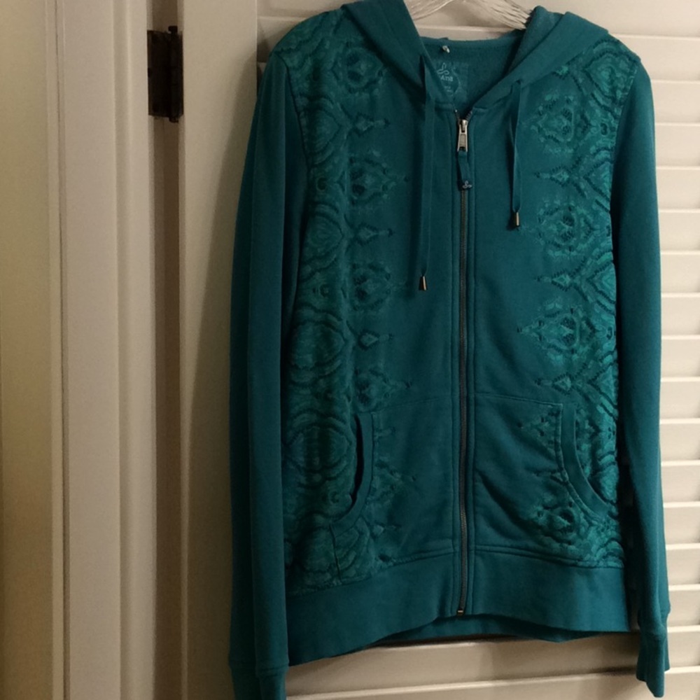 Prana Hoodie